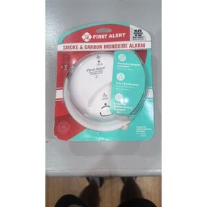 First Alert 1039807 Smoke and Carbon Monoxide Alarm 10 Year Battery Backup *NEW*